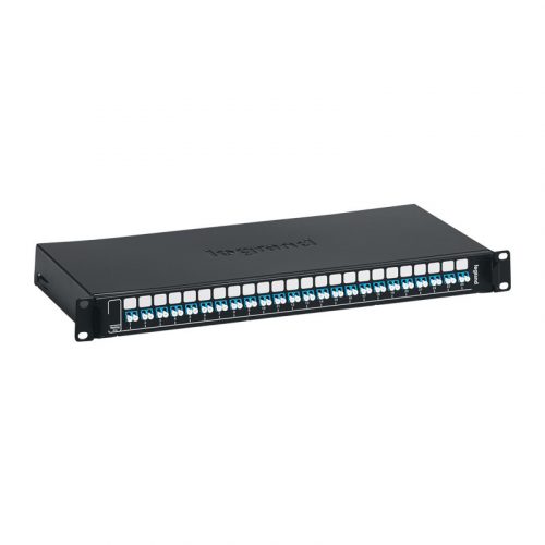 LEGRAND-032162 - LEGRAND optikai patch panel kihúzható 24xLC duplex (48xFO szál beköthető) multimódusú LCS3